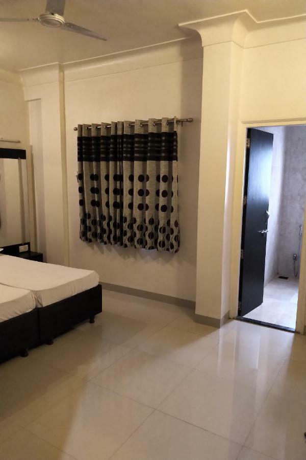 Hotel Rose Lodge Pune Exterior photo